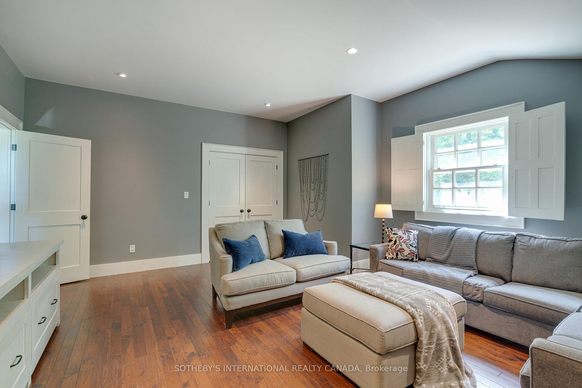 2877 McSherry Lane