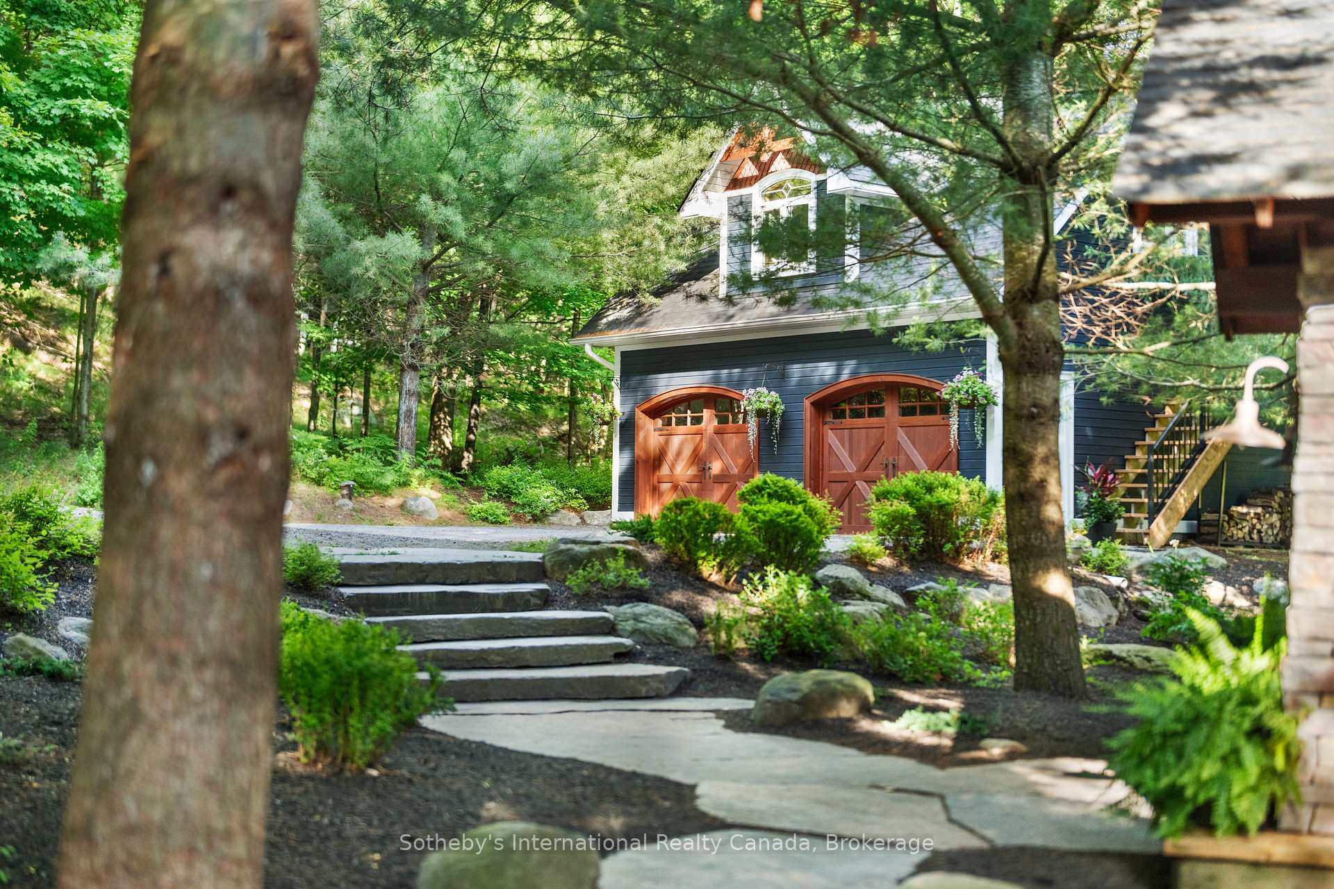 743 Skyhills Road