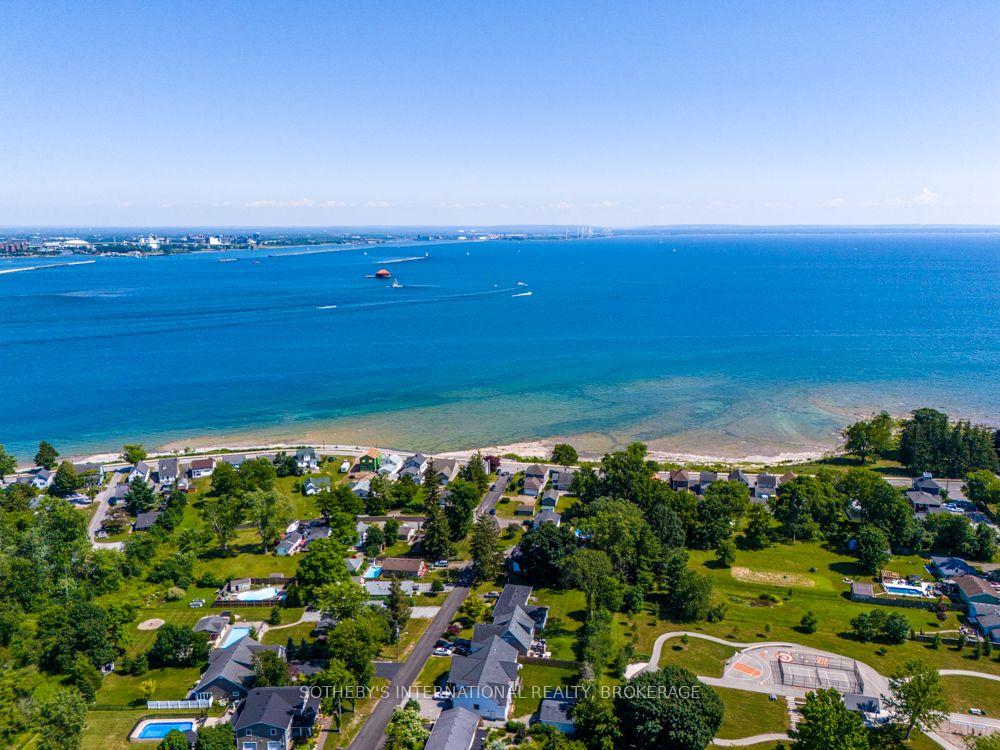 SS Lakeshore Road