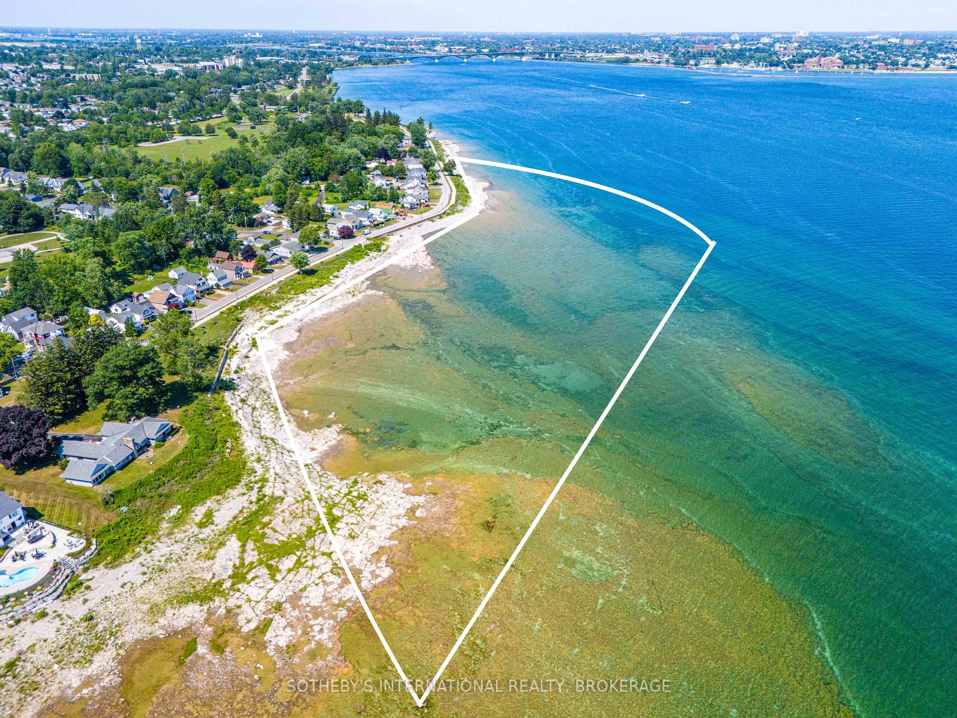 SS Lakeshore Road