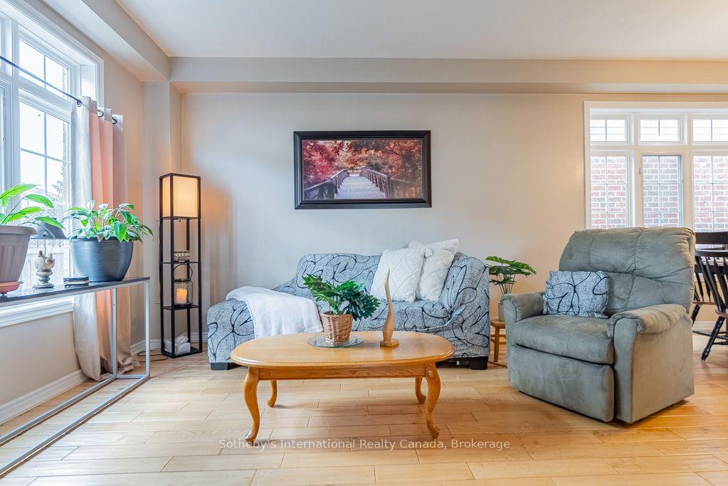 12 Bousfield Court