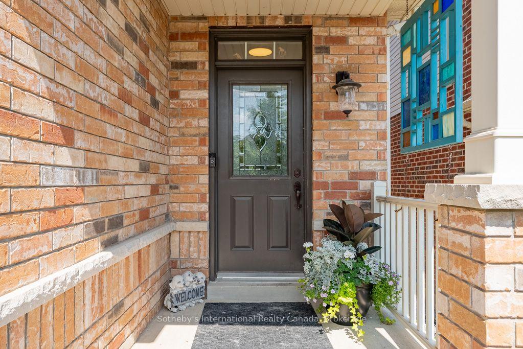 12 Bousfield Court