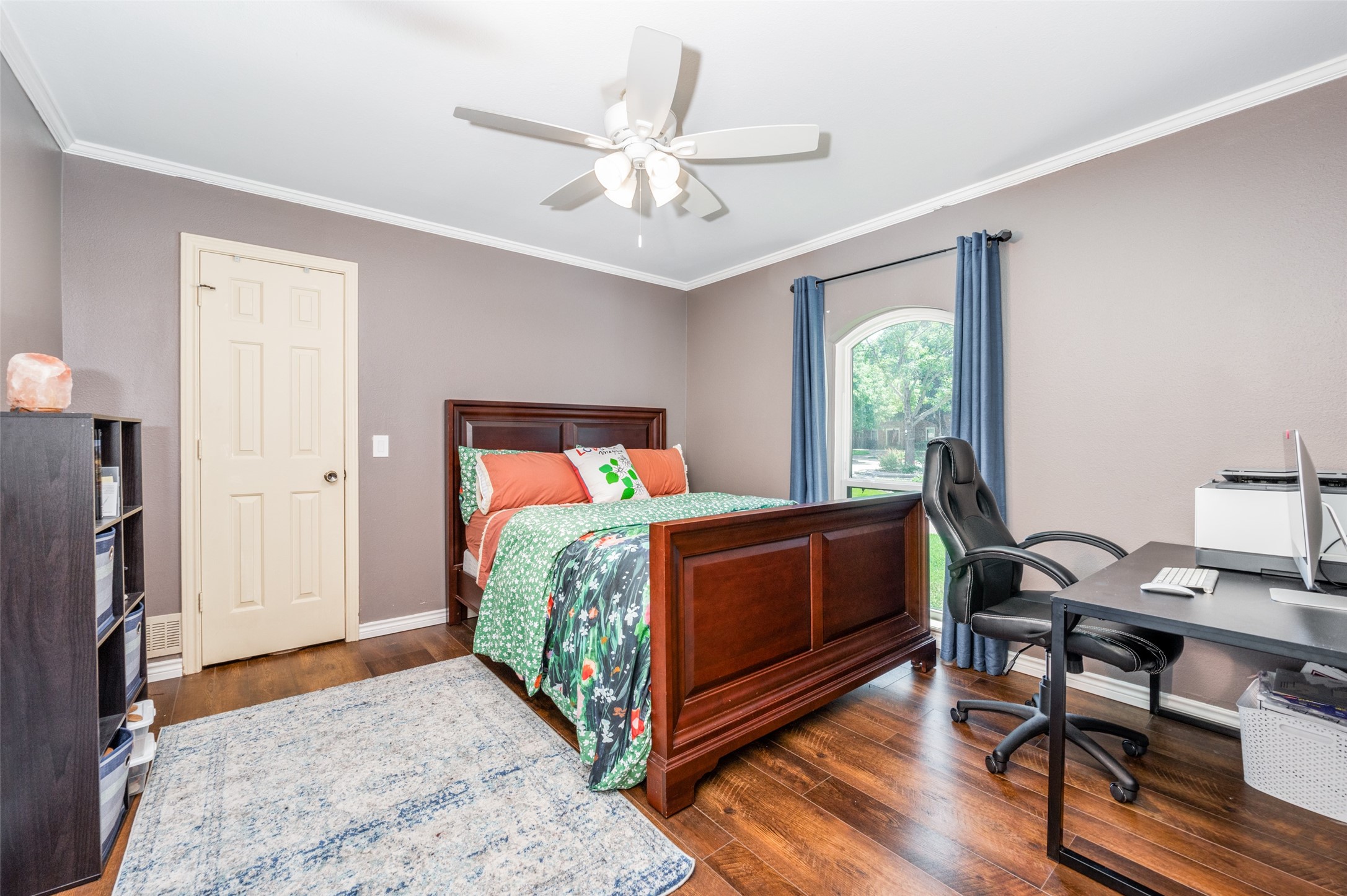 13201 Woodhaven Drive