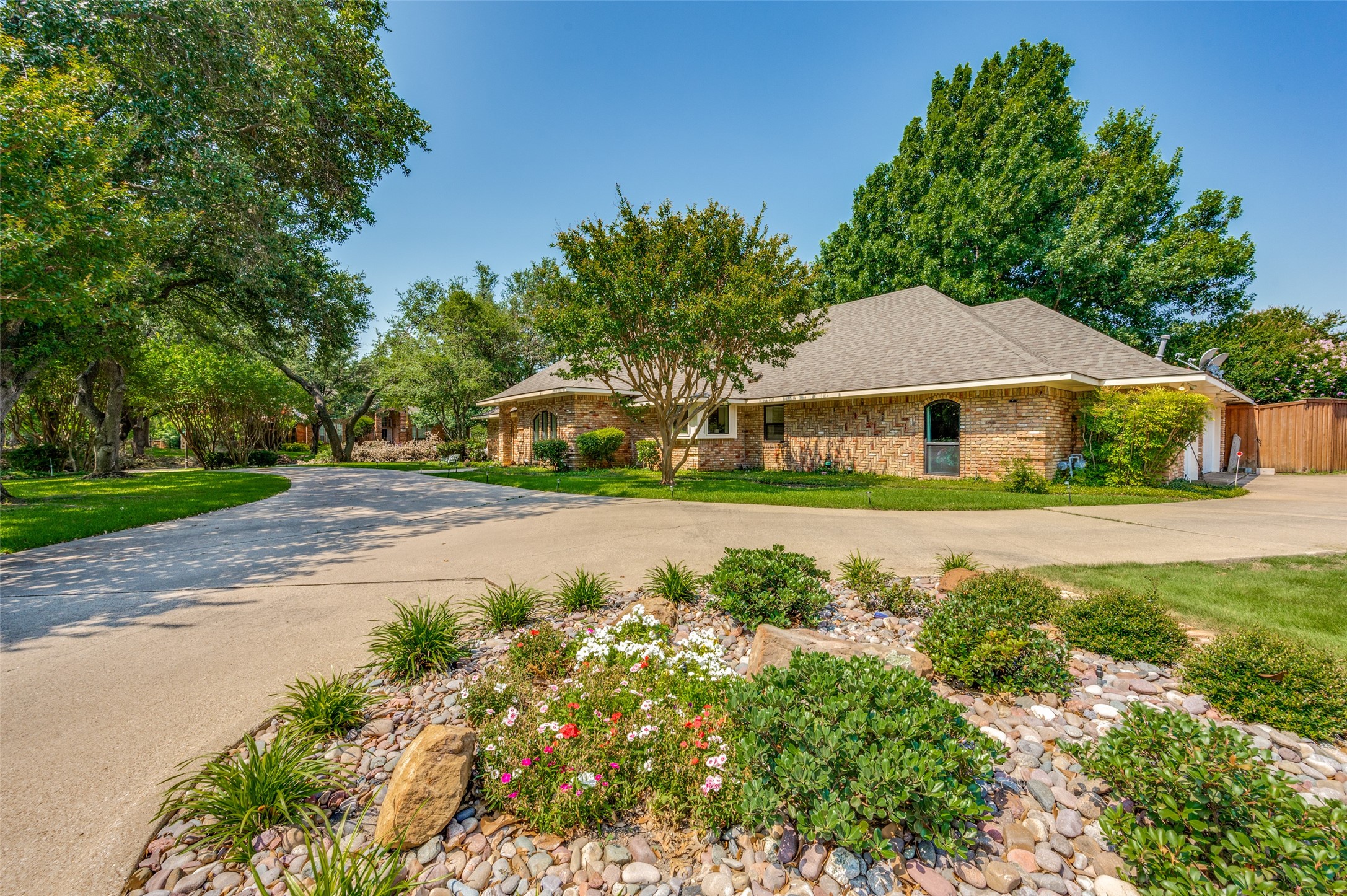 13201 Woodhaven Drive