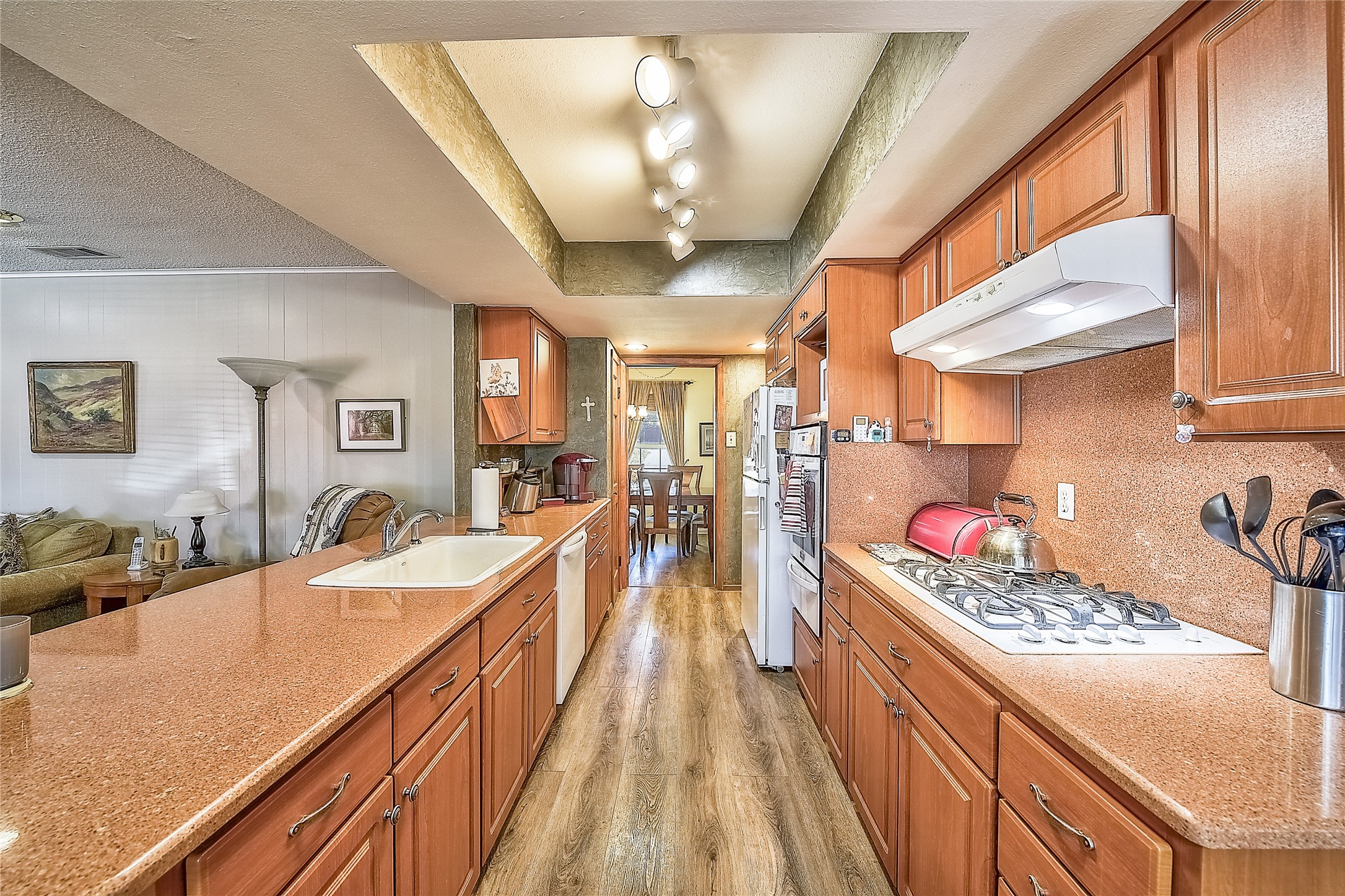 3511 Apple Valley Drive