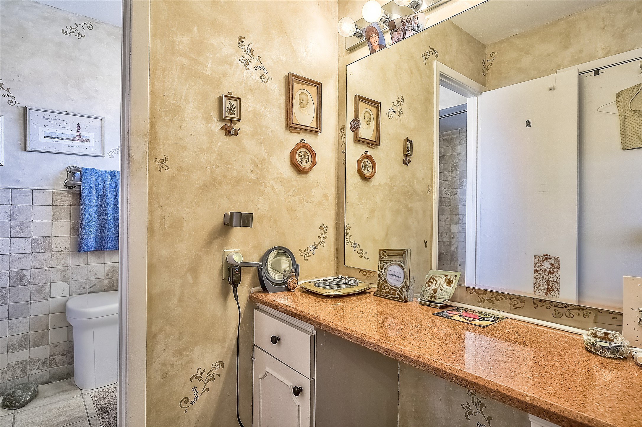 3511 Apple Valley Drive