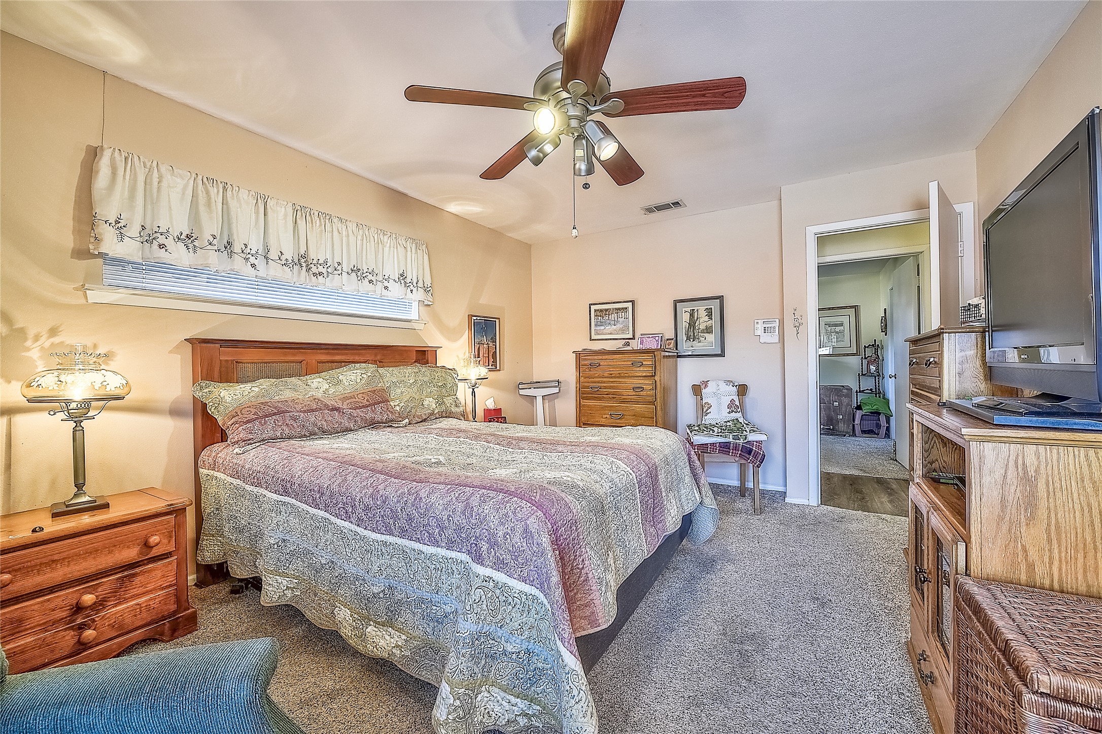 3511 Apple Valley Drive