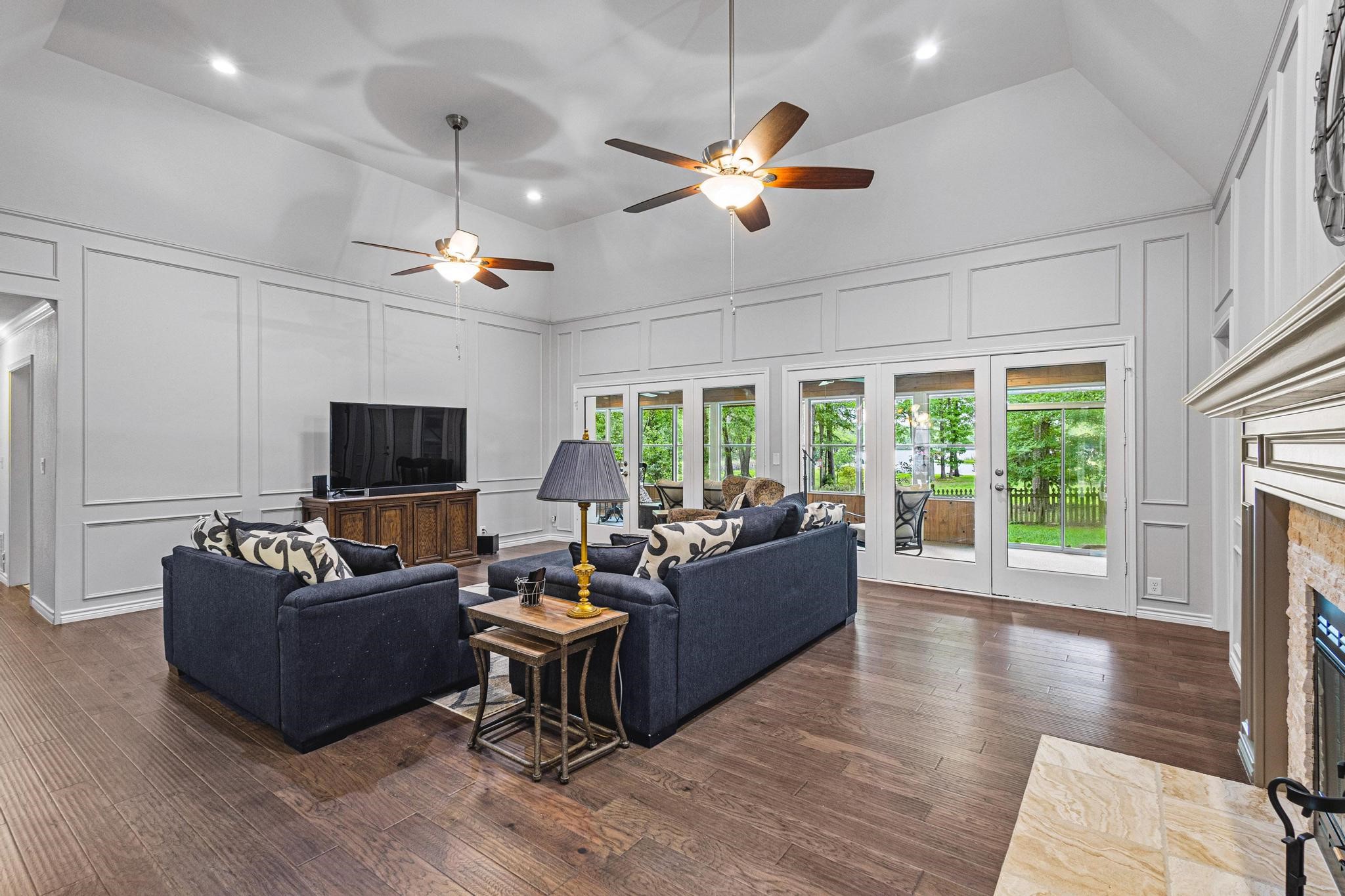 9106 Timber Creek