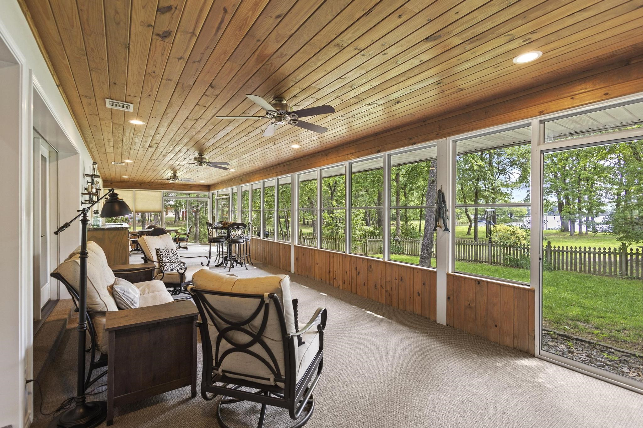 9106 Timber Creek
