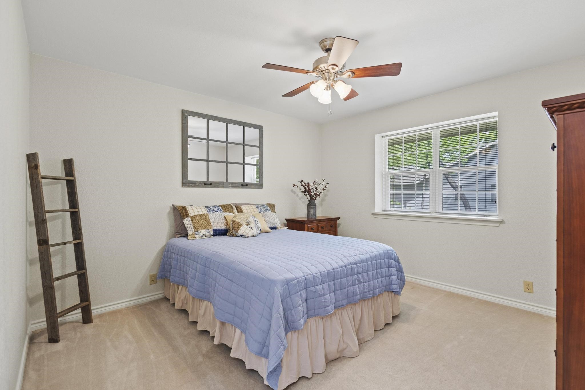 9106 Timber Creek