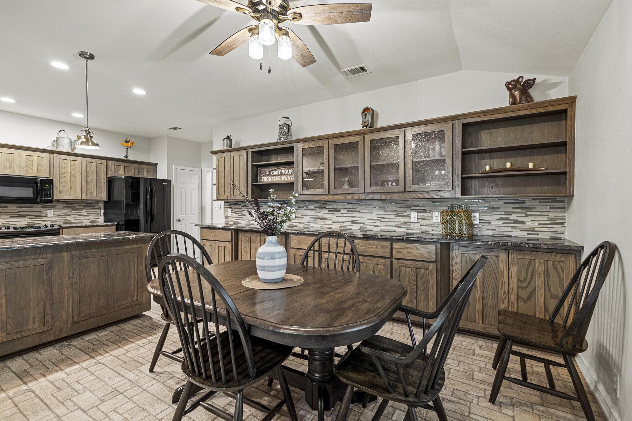 9106 Timber Creek