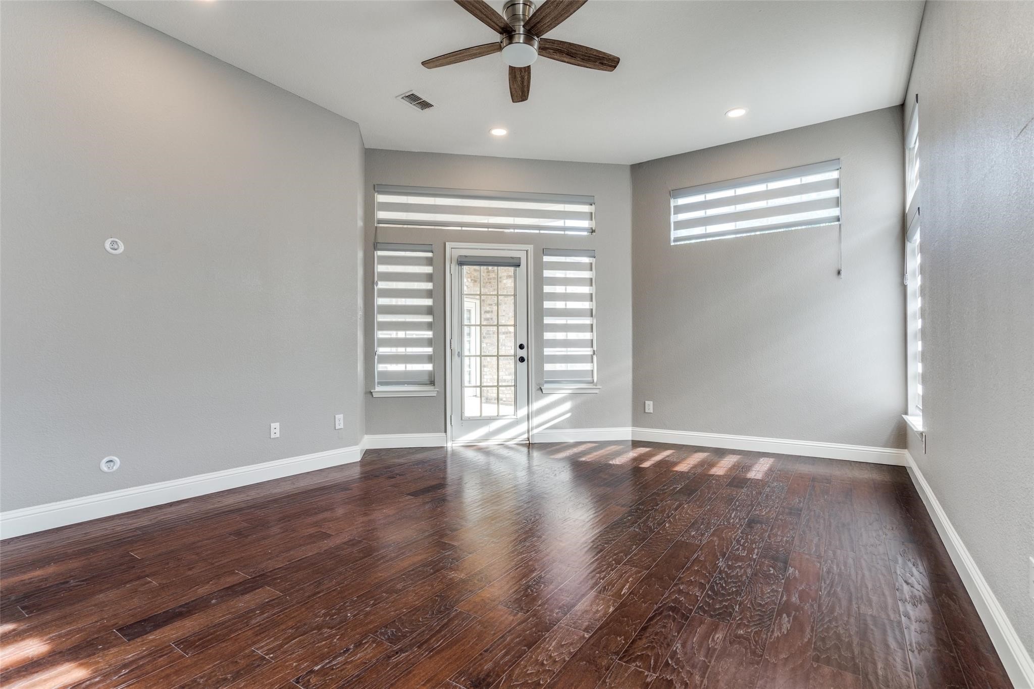 2913 Bellerive Drive