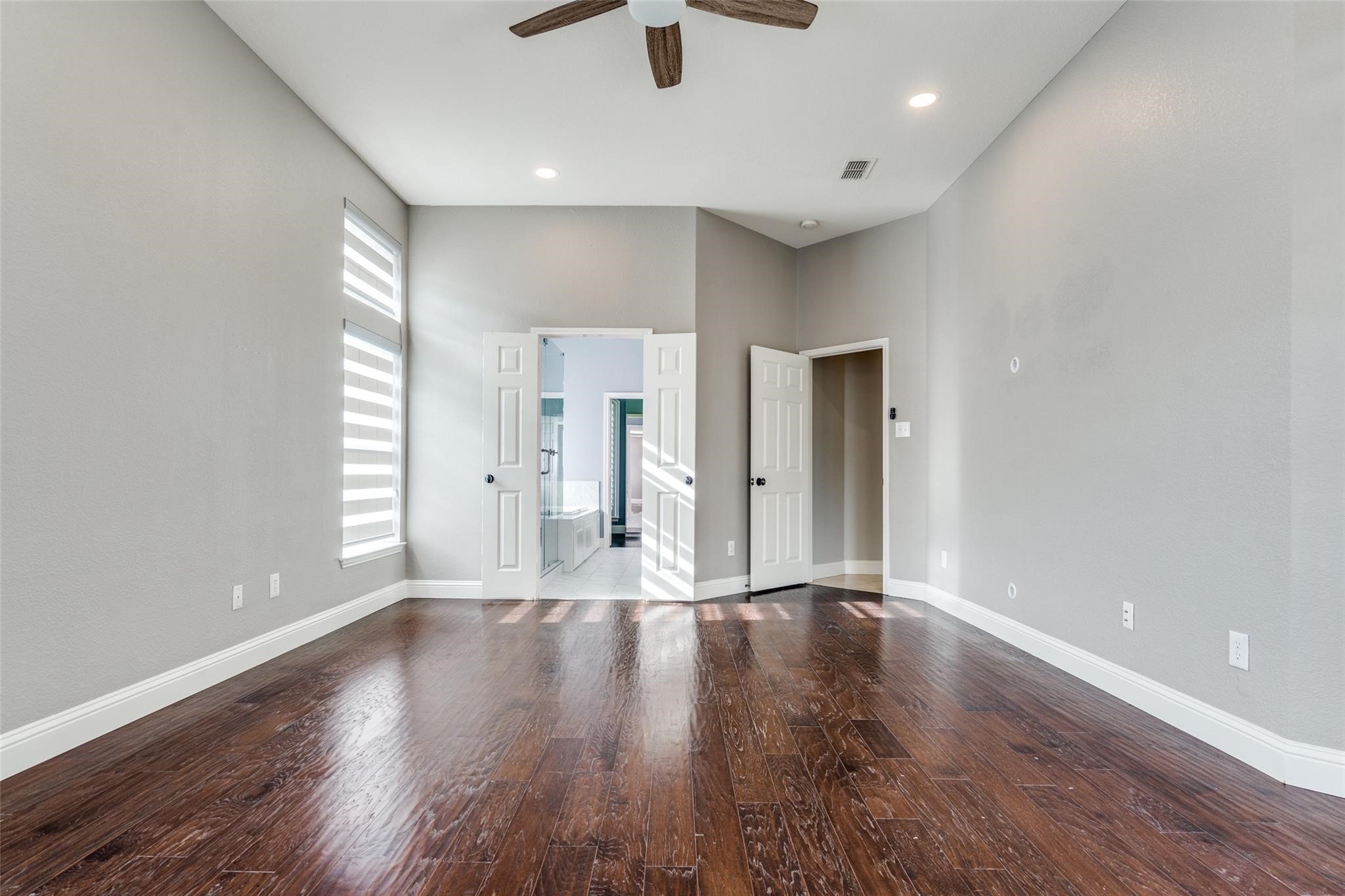2913 Bellerive Drive