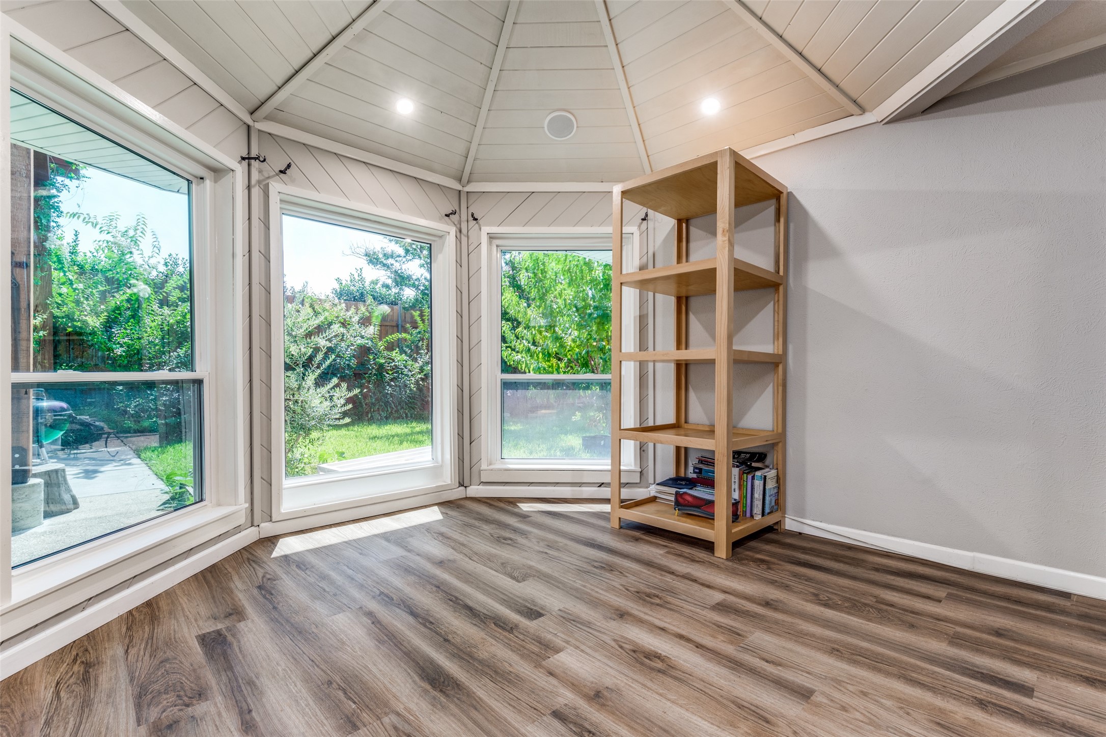 14148 Tanglewood Drive