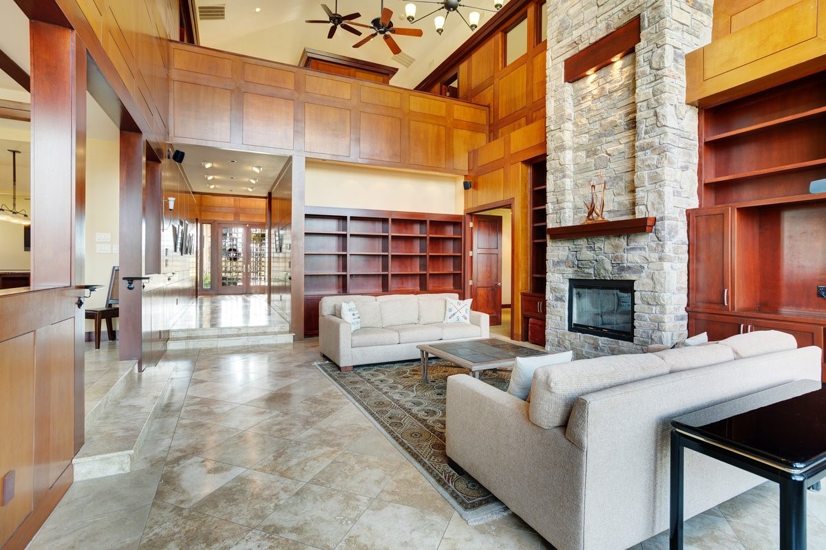 7320 S Shore