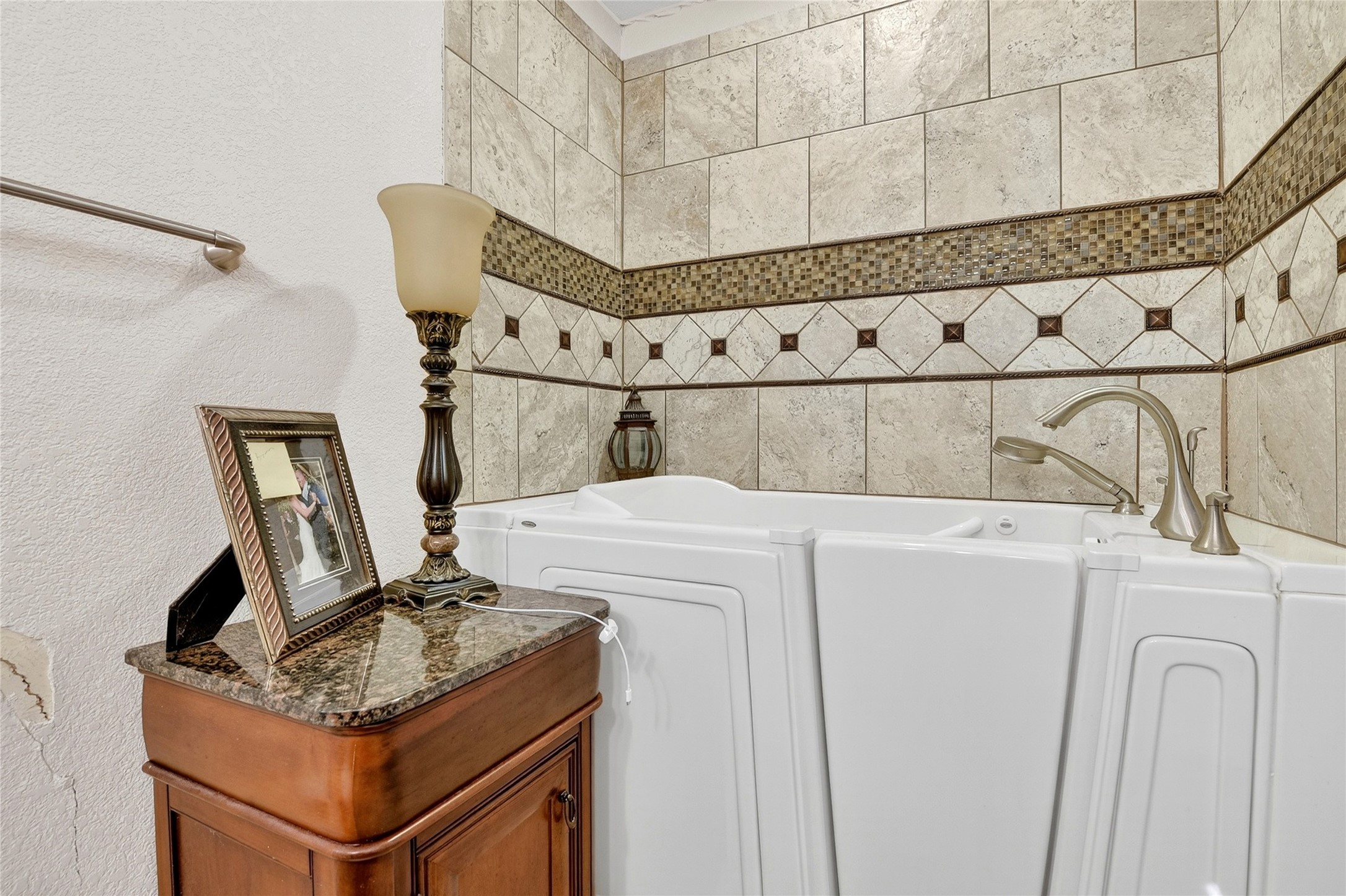 2947 Cameo Lane