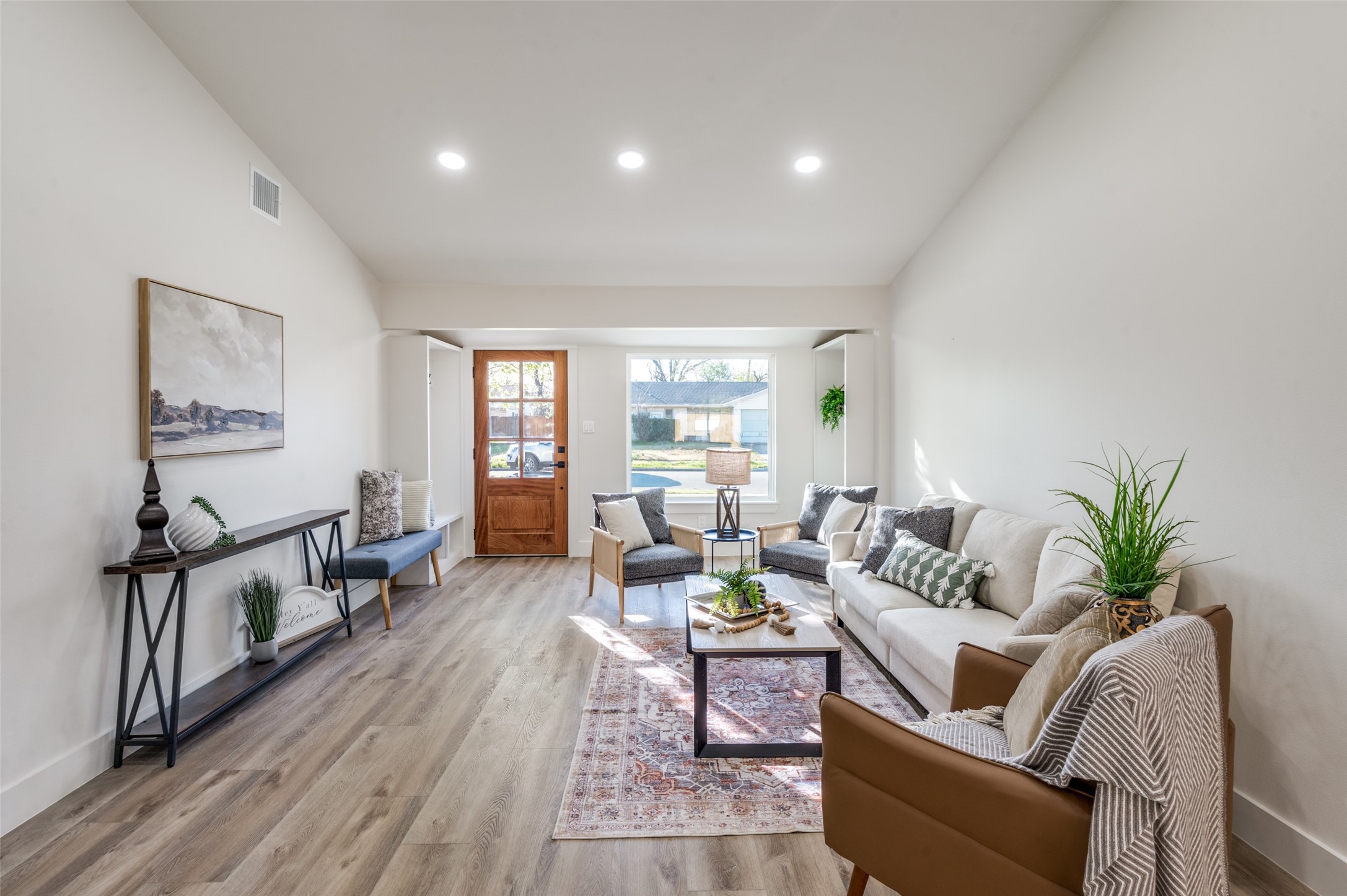 13817 Pyramid Drive