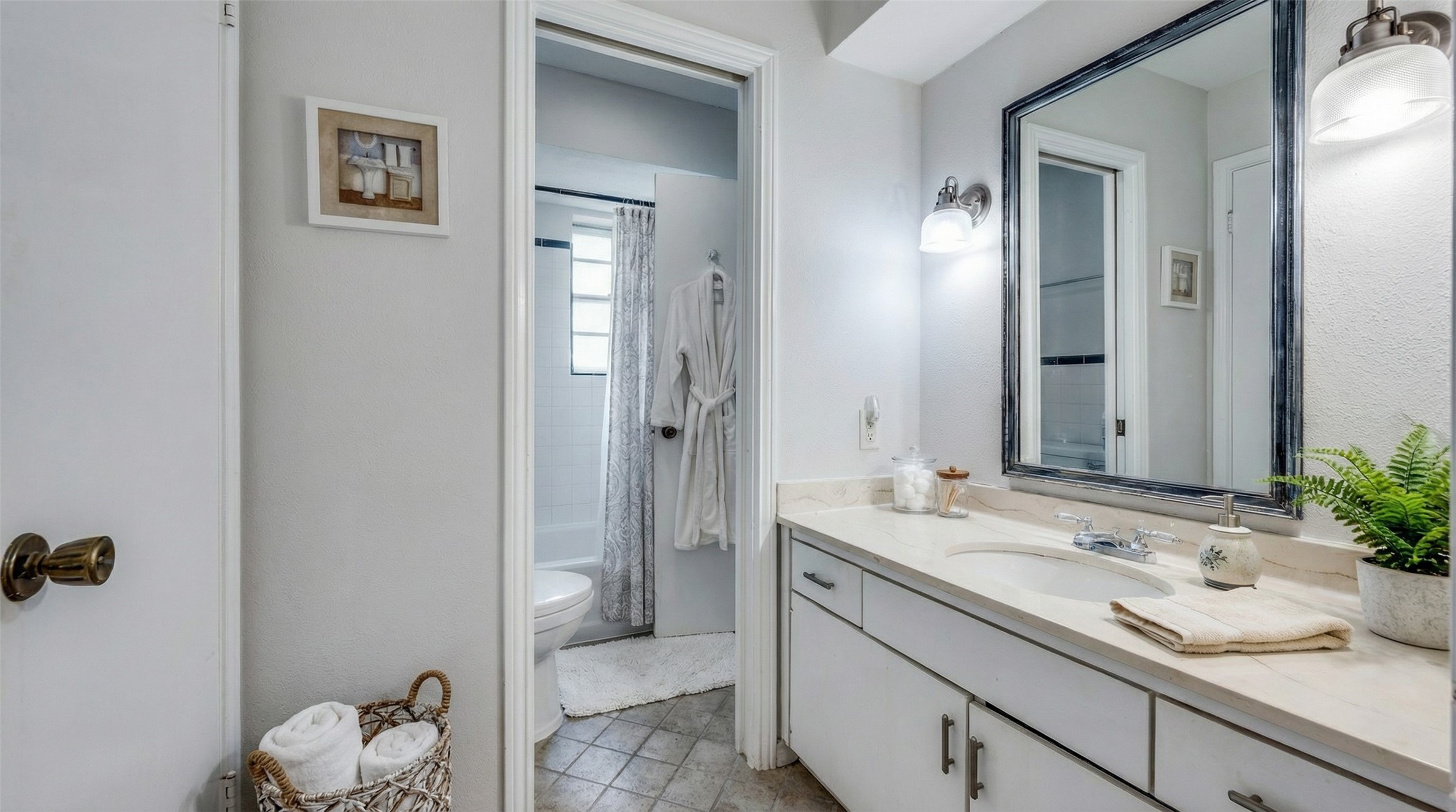 3227 Rolling Knoll Drive