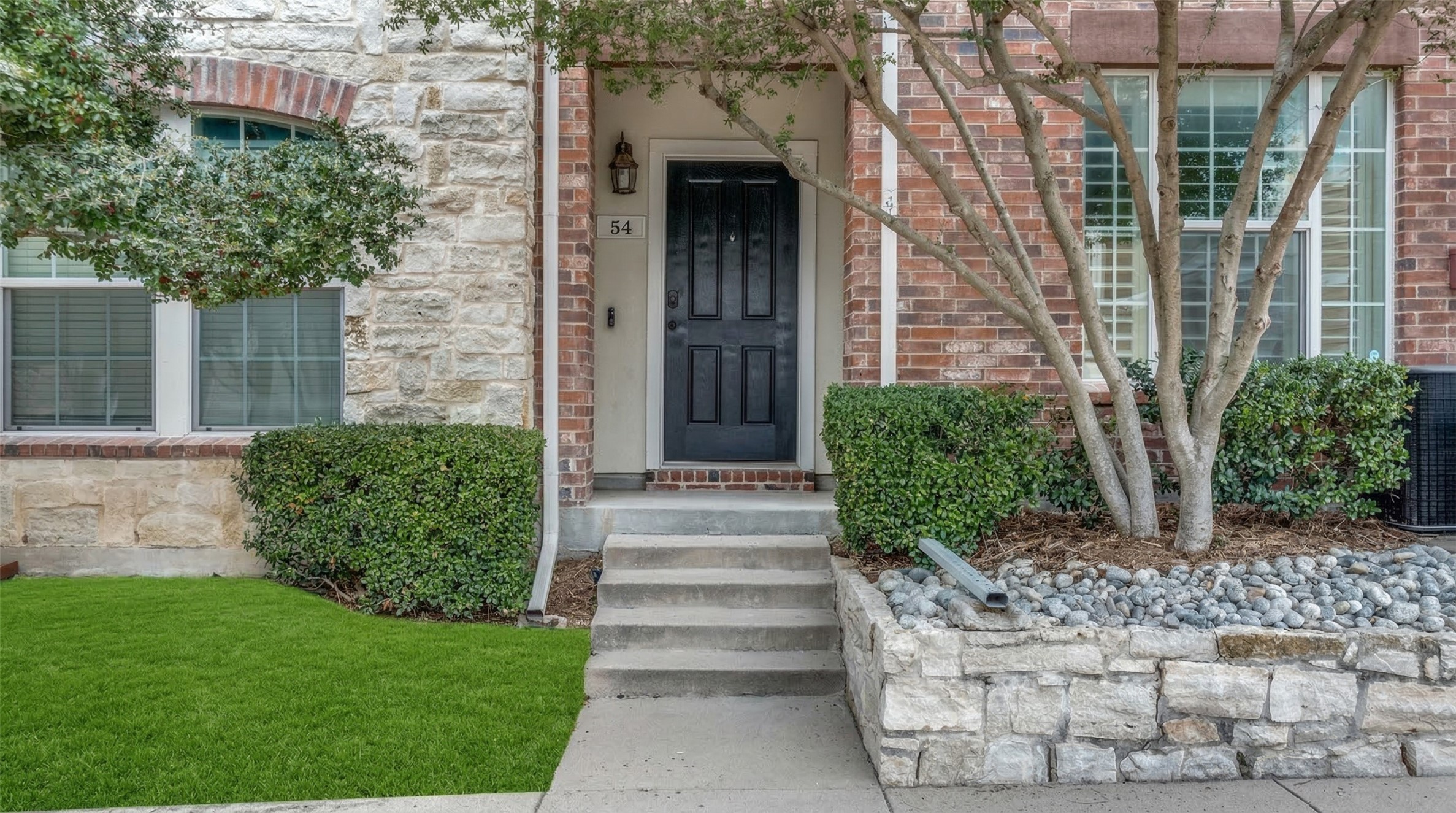 1600 Abrams Road 54