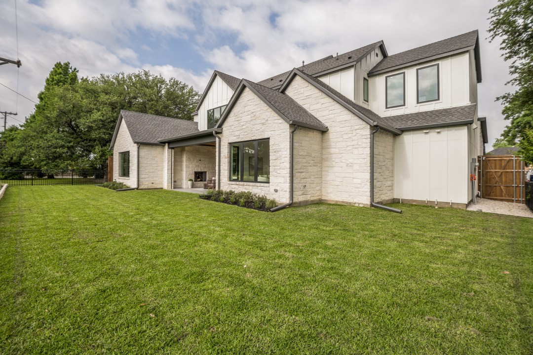 14410 Southern Pines Drive