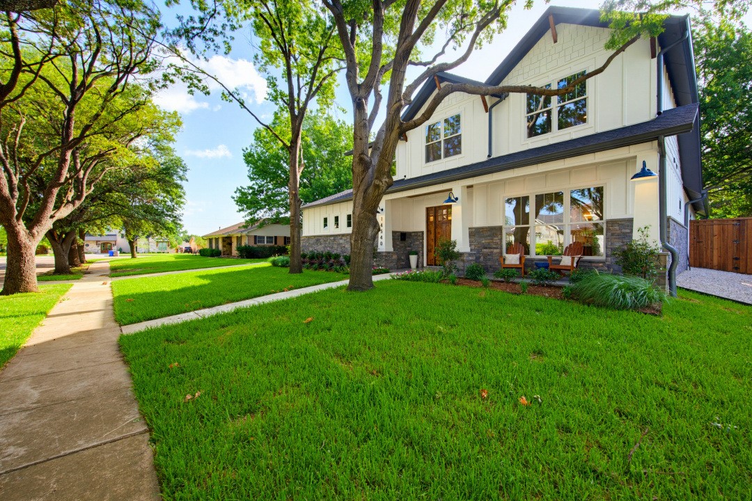 14540 Tamerisk Lane