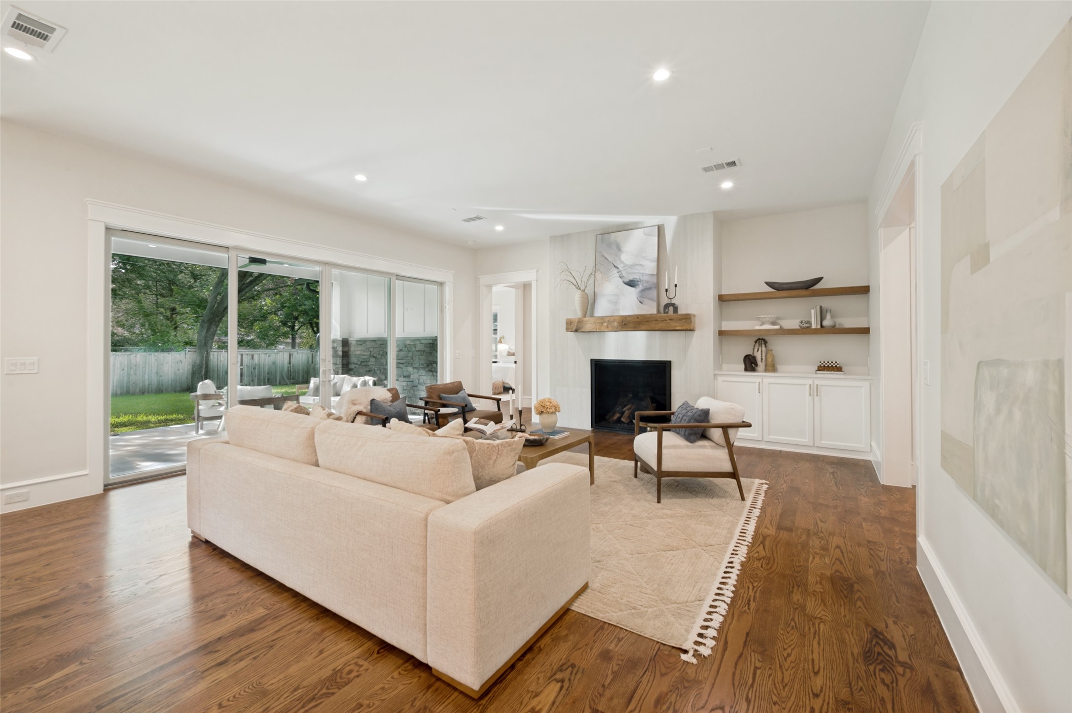 14540 Tamerisk Lane