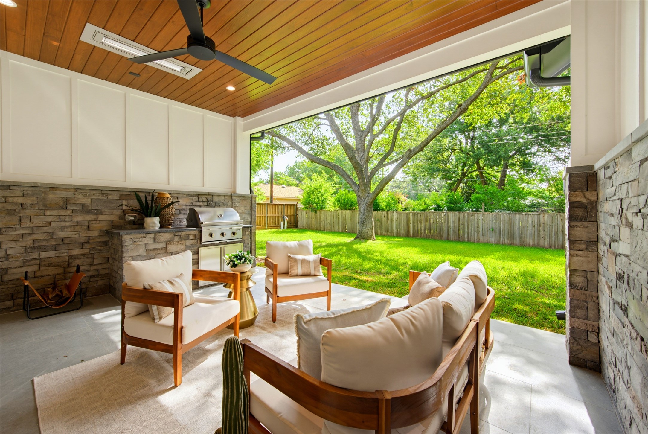 14540 Tamerisk Lane