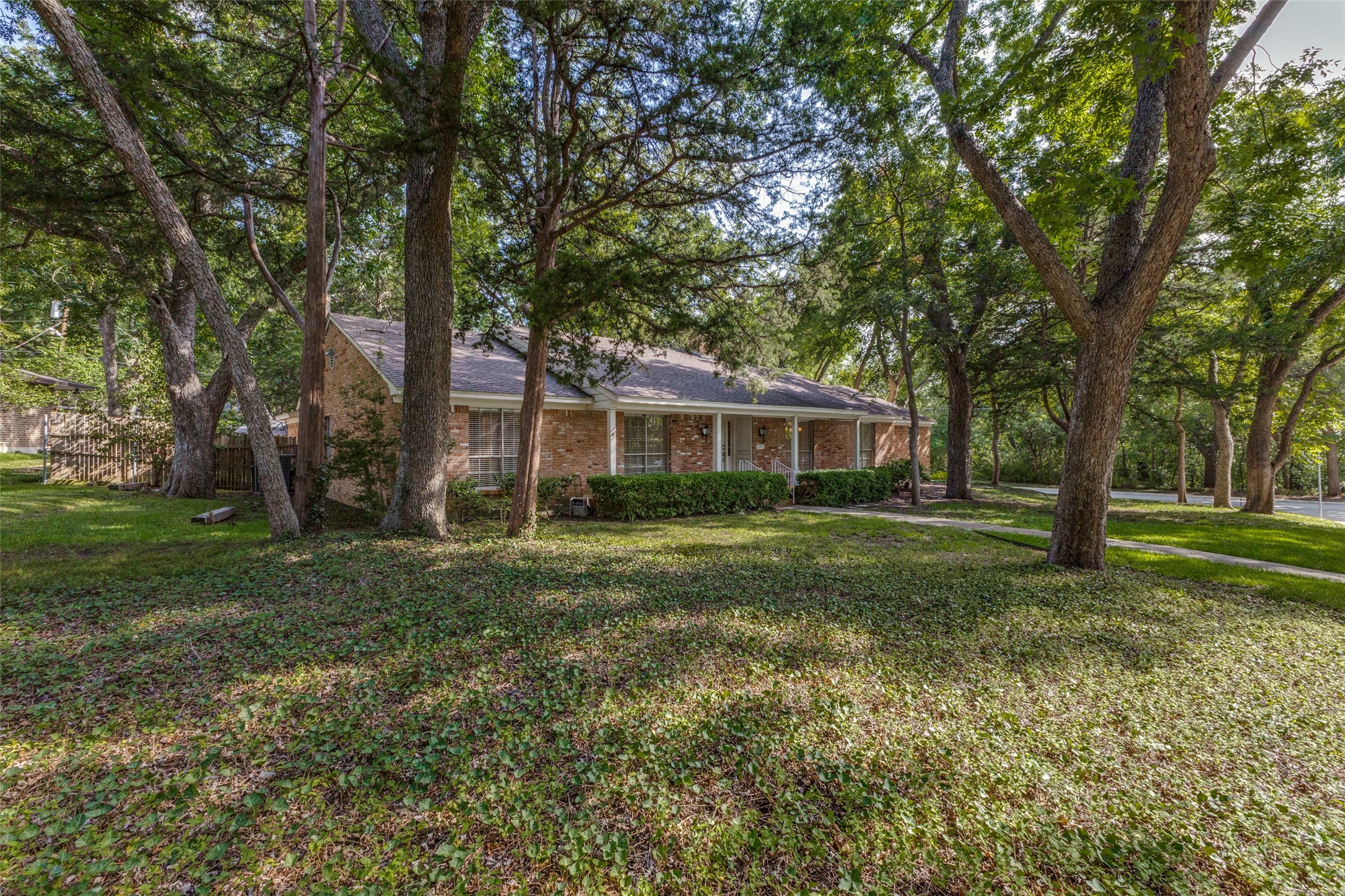 10812 Lochspring Drive