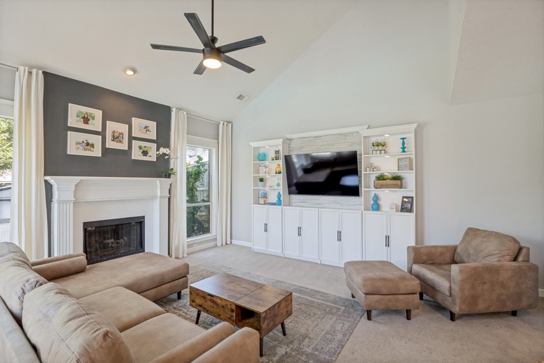 3701 Daffodil Lane