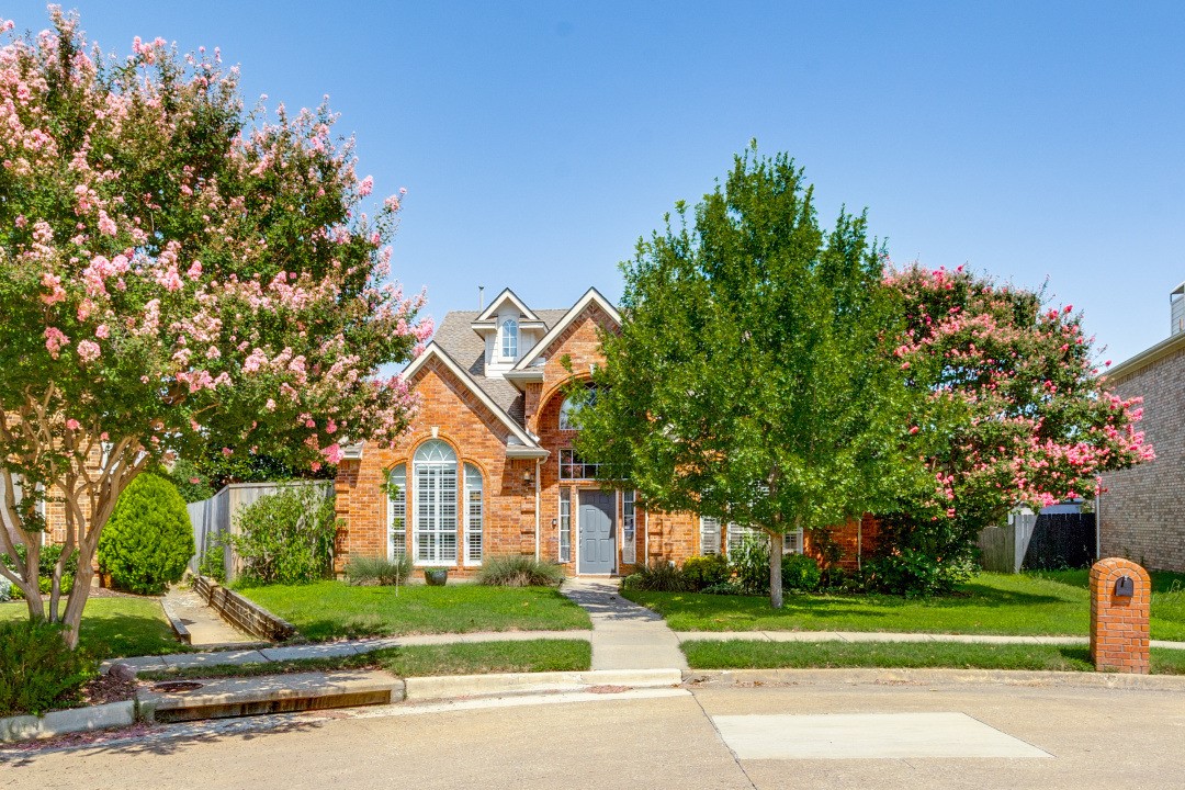 3701 Daffodil Lane