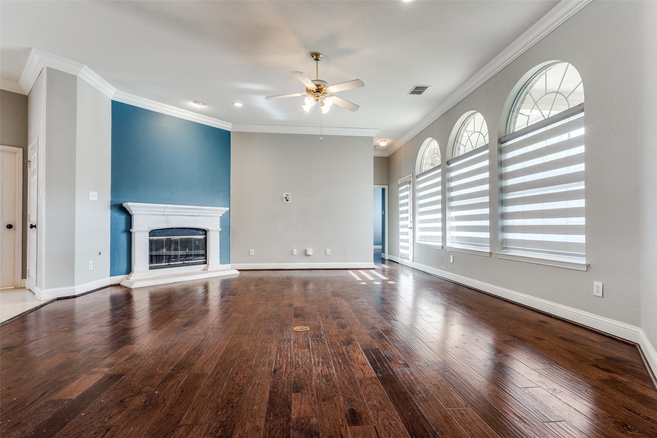 2913 Bellerive Drive