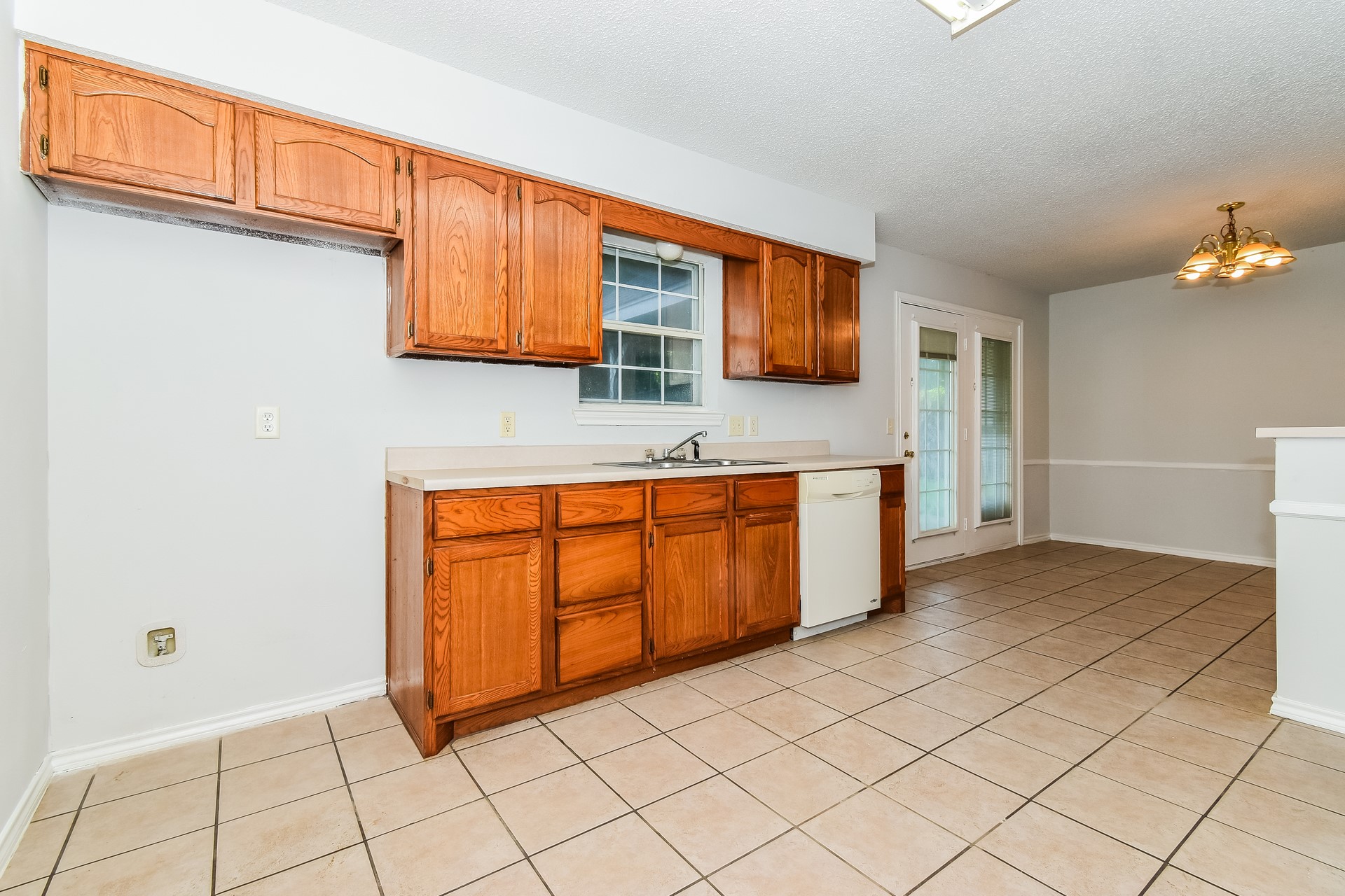 2127 N Village Drive