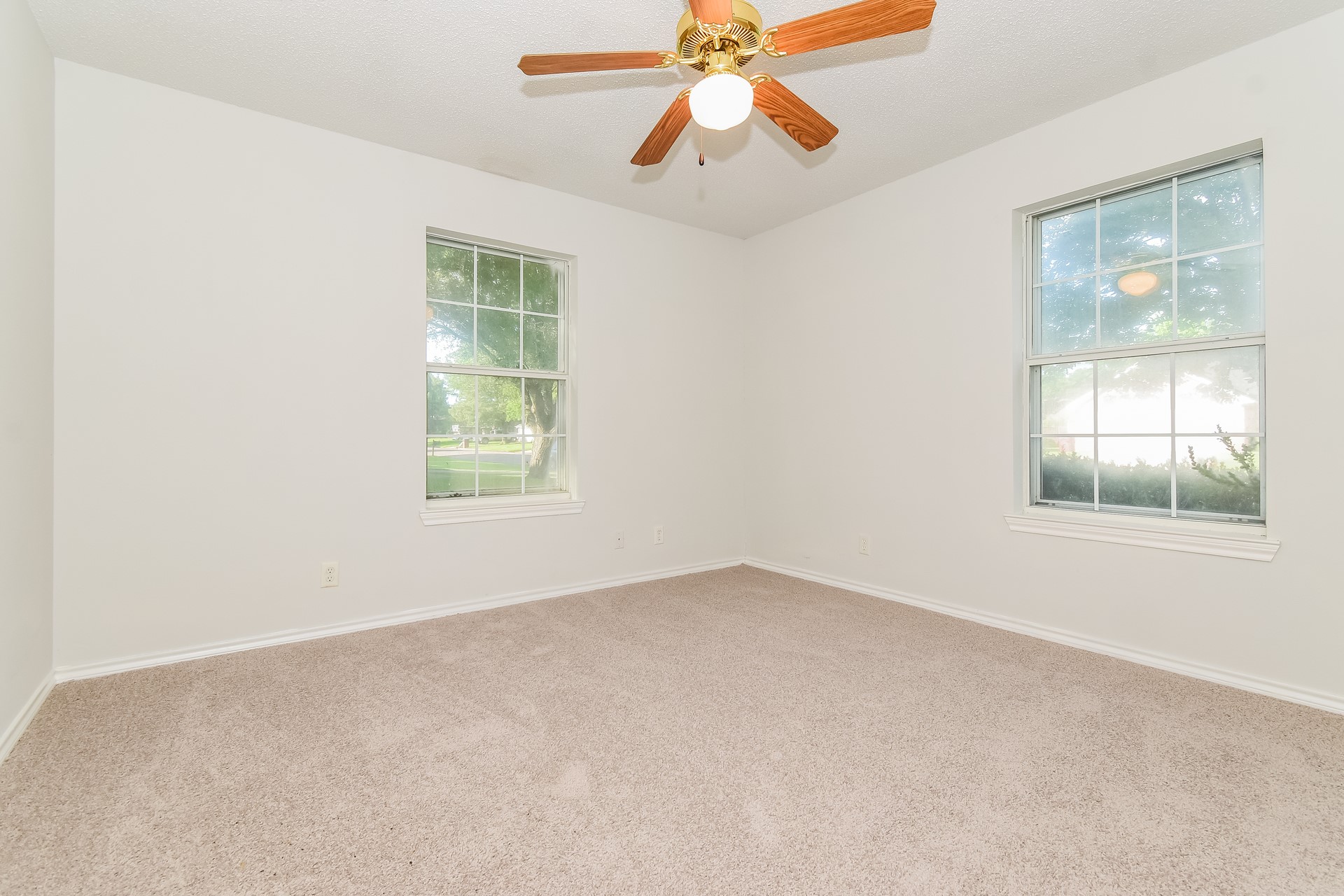 2127 N Village Drive