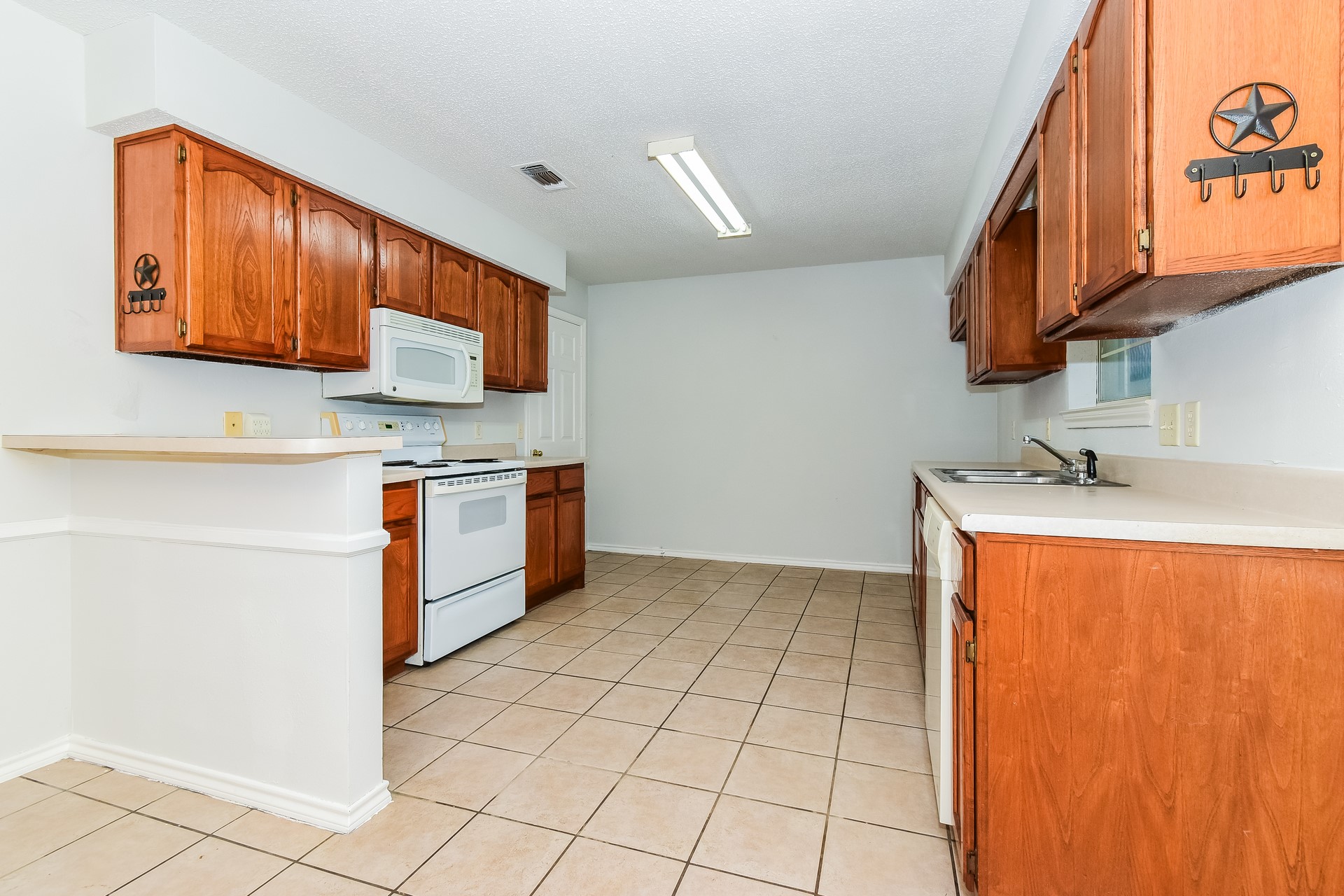 2127 N Village Drive