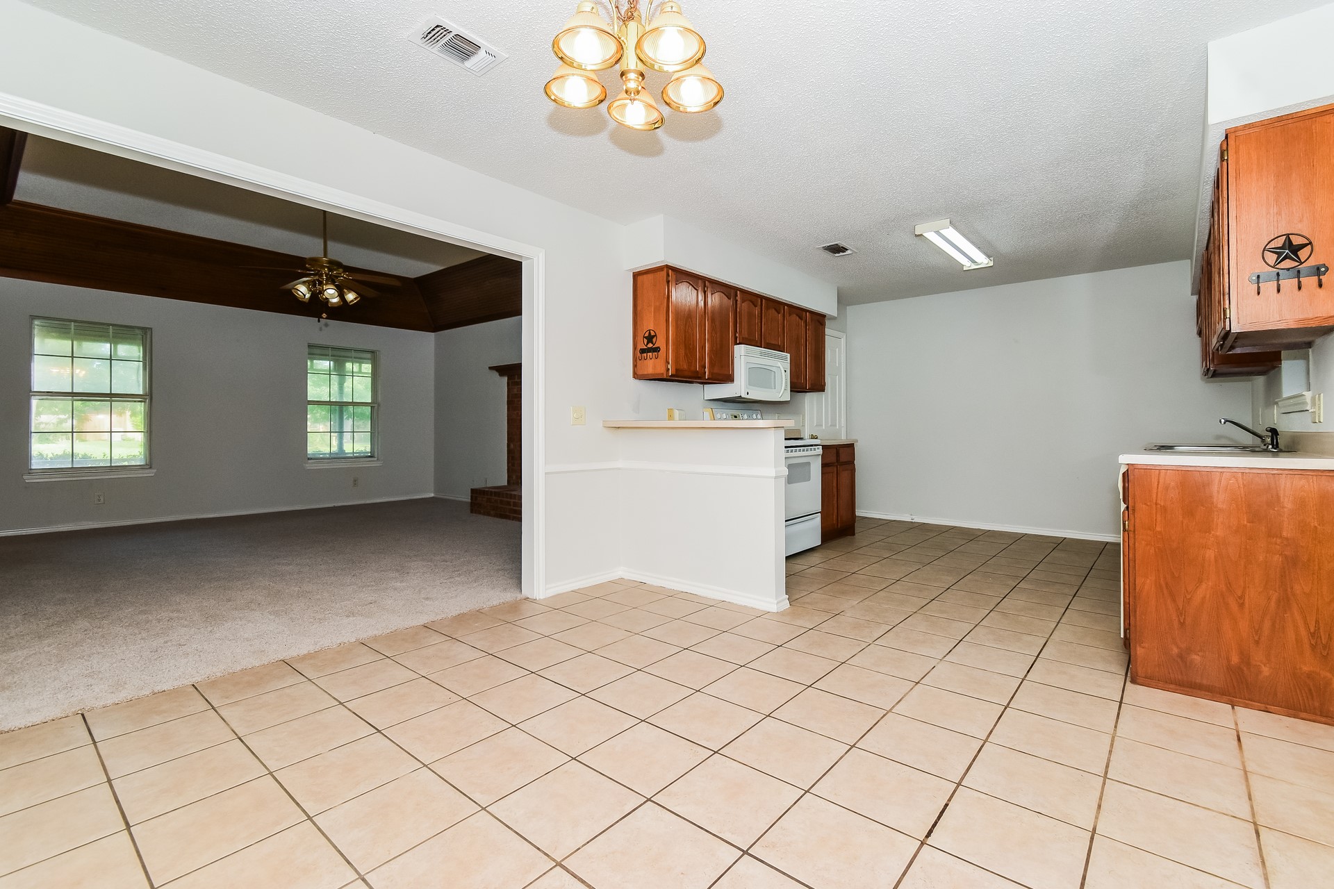 2127 N Village Drive