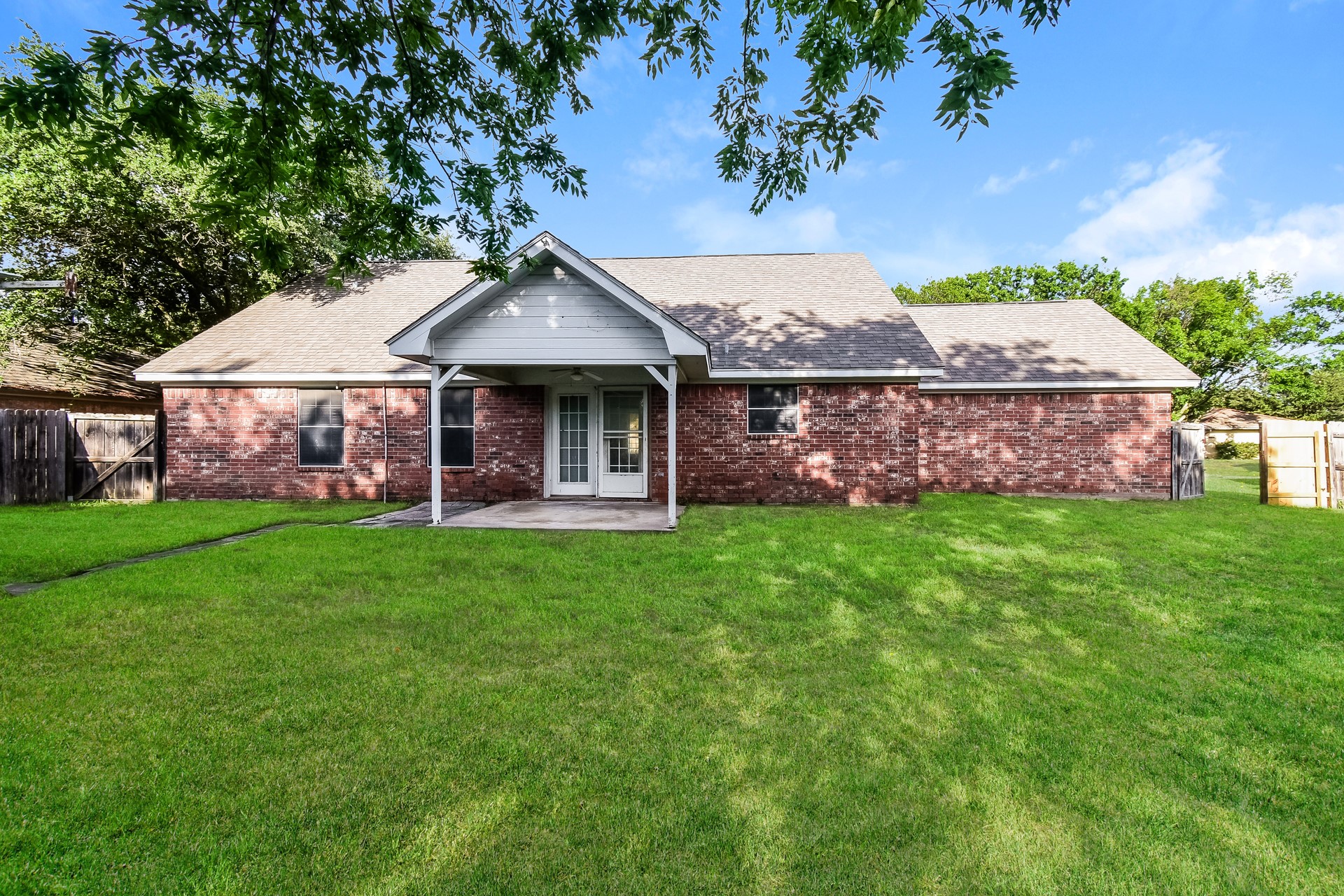2127 N Village Drive