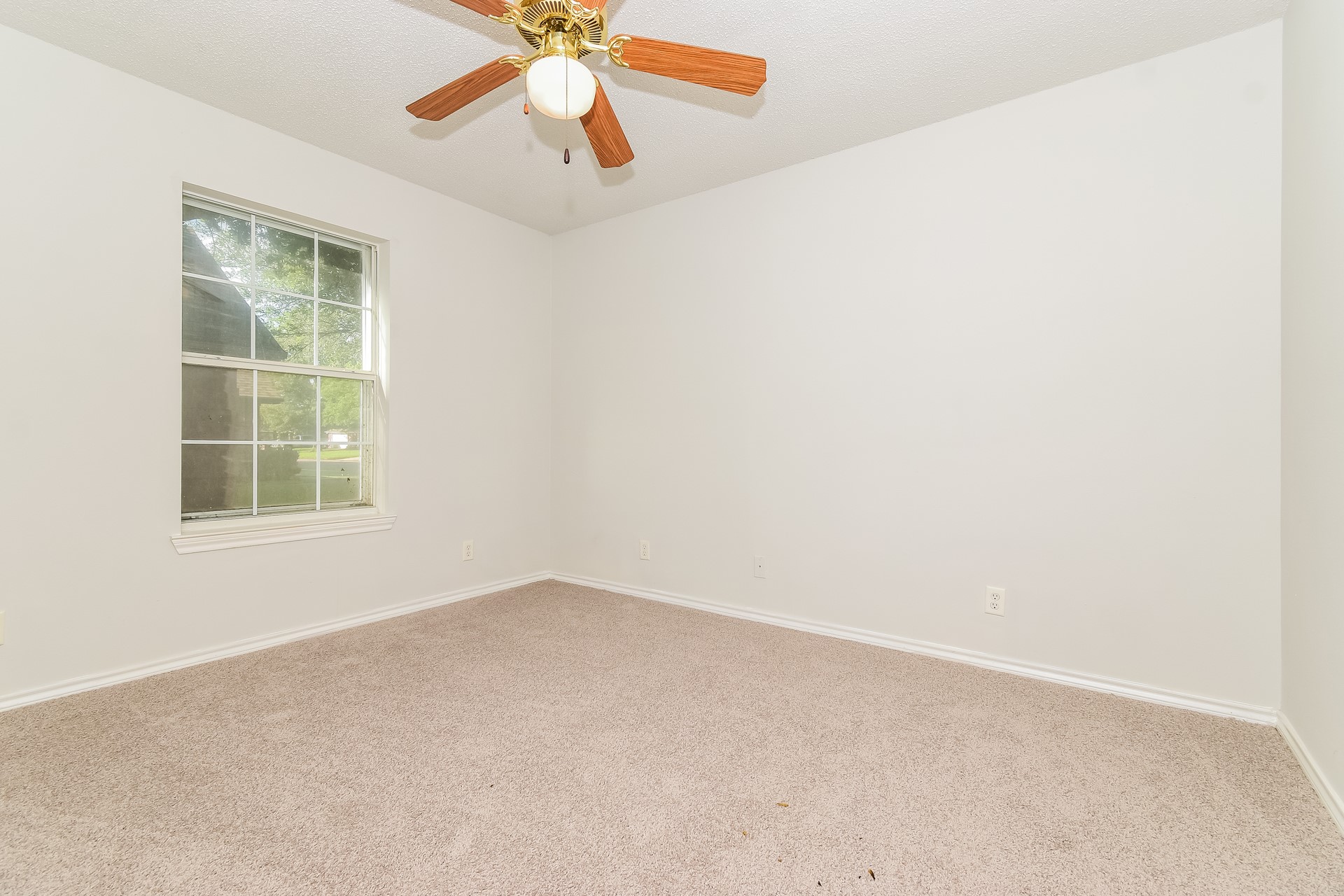 2127 N Village Drive