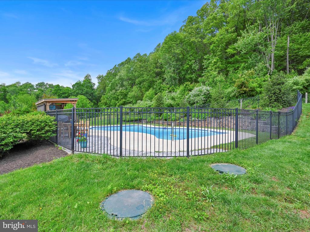 5171 Diehl Rd