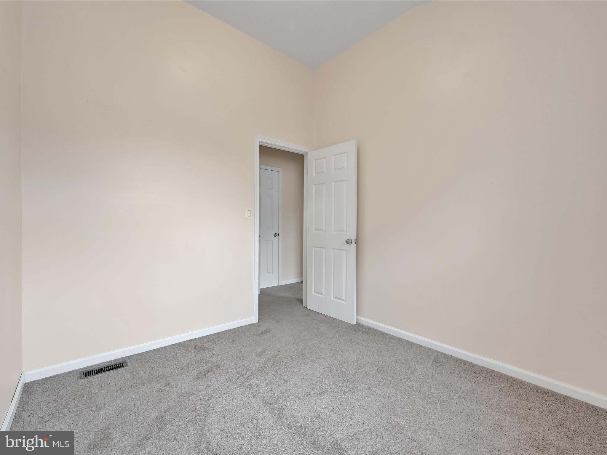 112 OAK LANE
