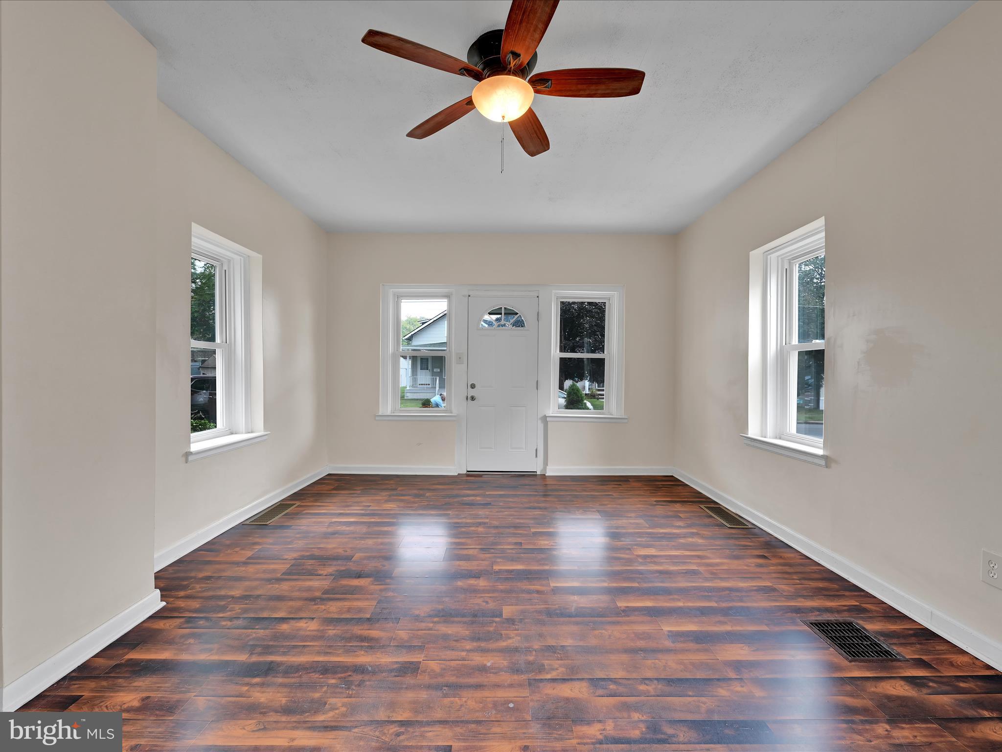 112 OAK LANE