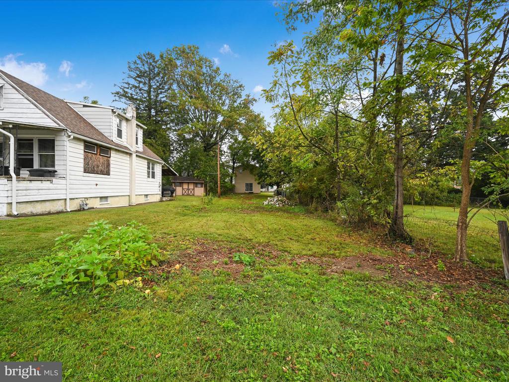 112 OAK LANE