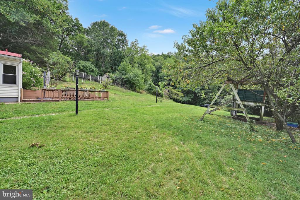 868 WYOMISSING ROAD