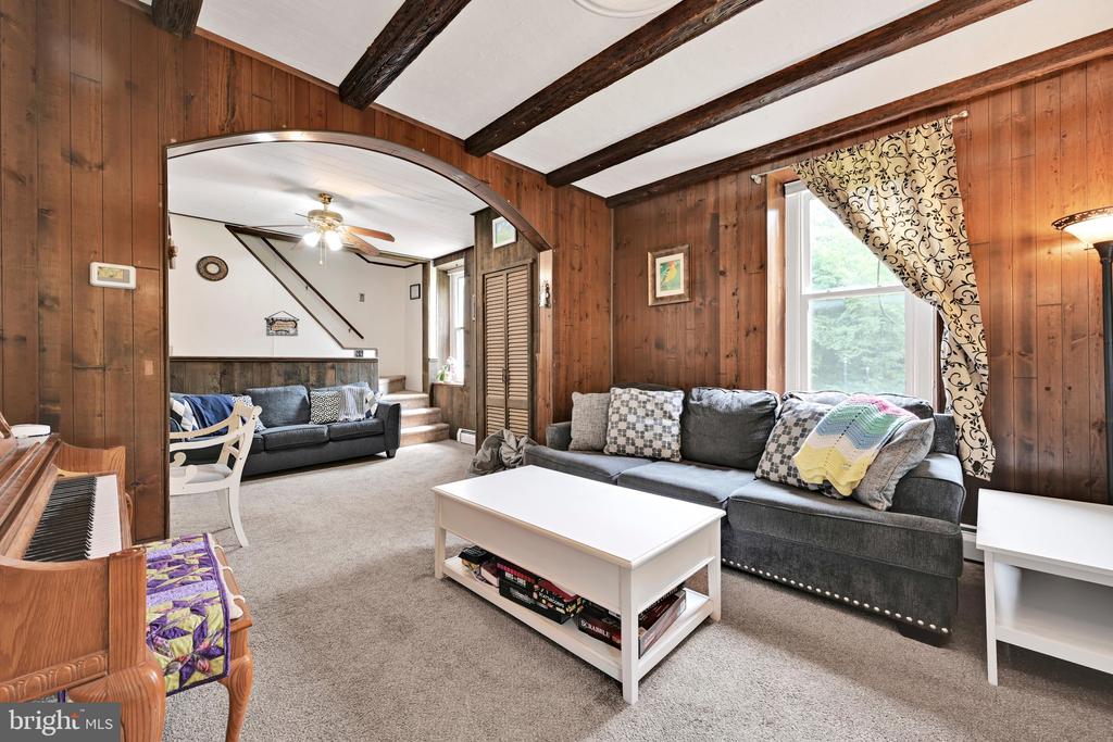 868 WYOMISSING ROAD