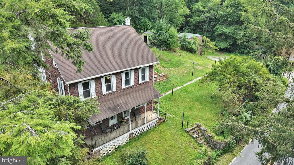 868 WYOMISSING ROAD