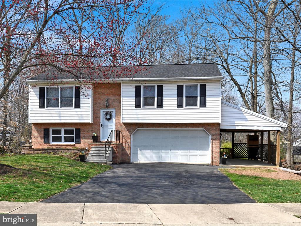 5 Woodland Dr