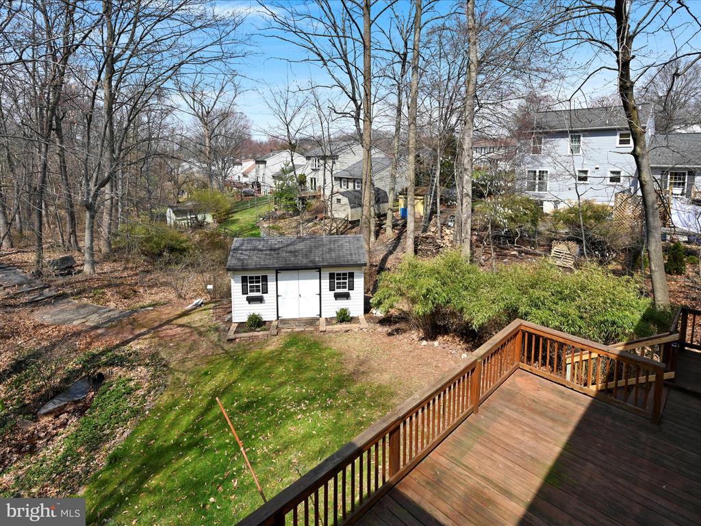 5 Woodland Dr