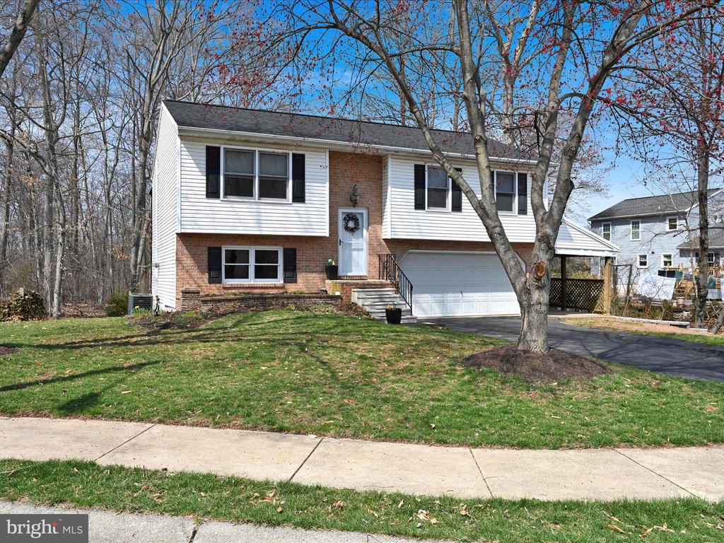5 Woodland Dr