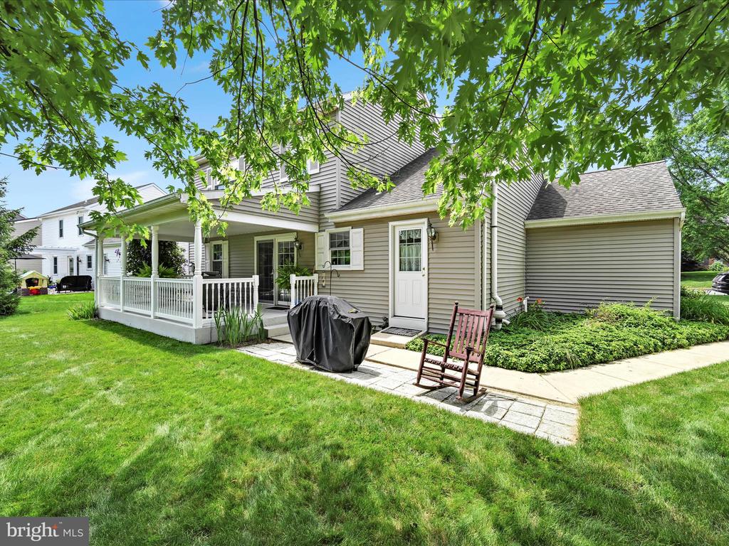 138 Laurie Ln