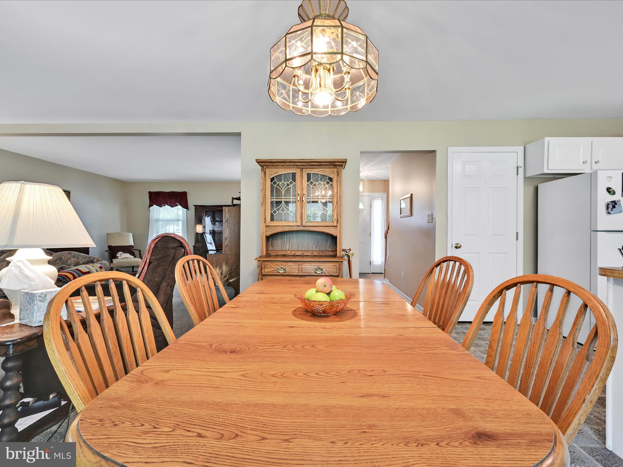 138 Laurie Ln