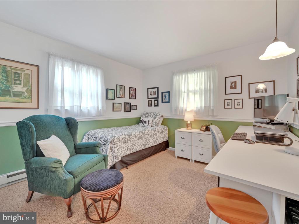 137 EDGEWOOD DRIVE